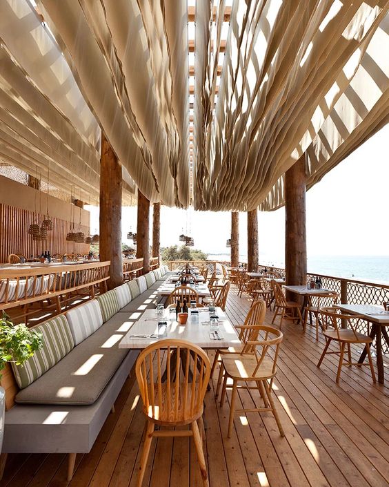 Decorar restaurante en la playa minimalista