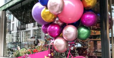 Cómo decorar una tienda de globos
