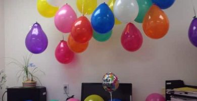 Cómo decorar una oficina de cumpleaños
