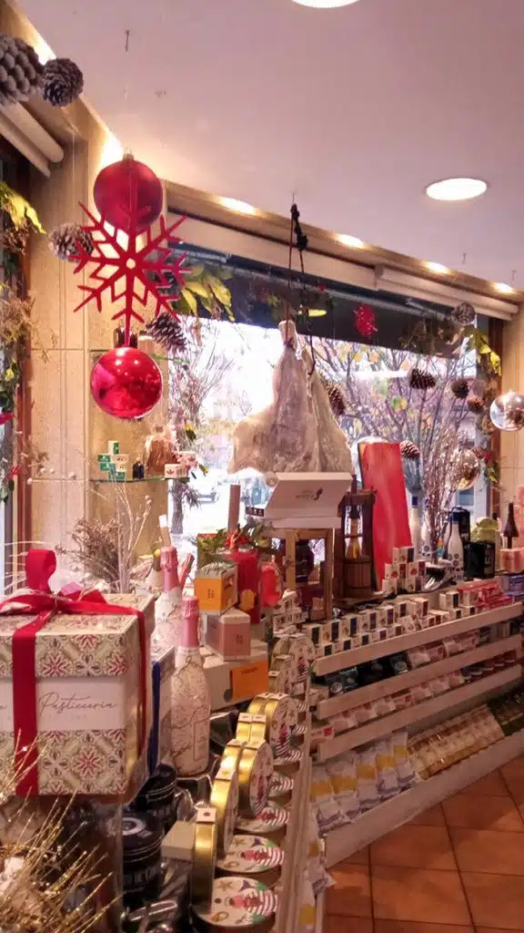 Decoración navideña de tienda de alimentación